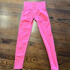Nvgtn xs pink leggings